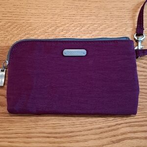 Baggallini RFID Plum Wristlet